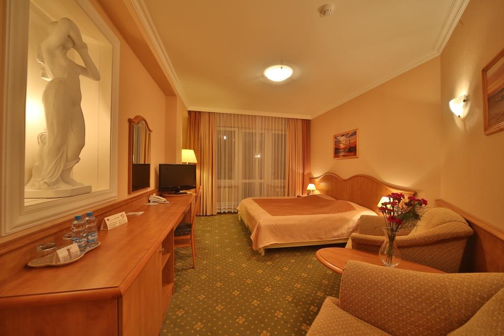 Hotel Polaris Swinoujscie Exterior photo